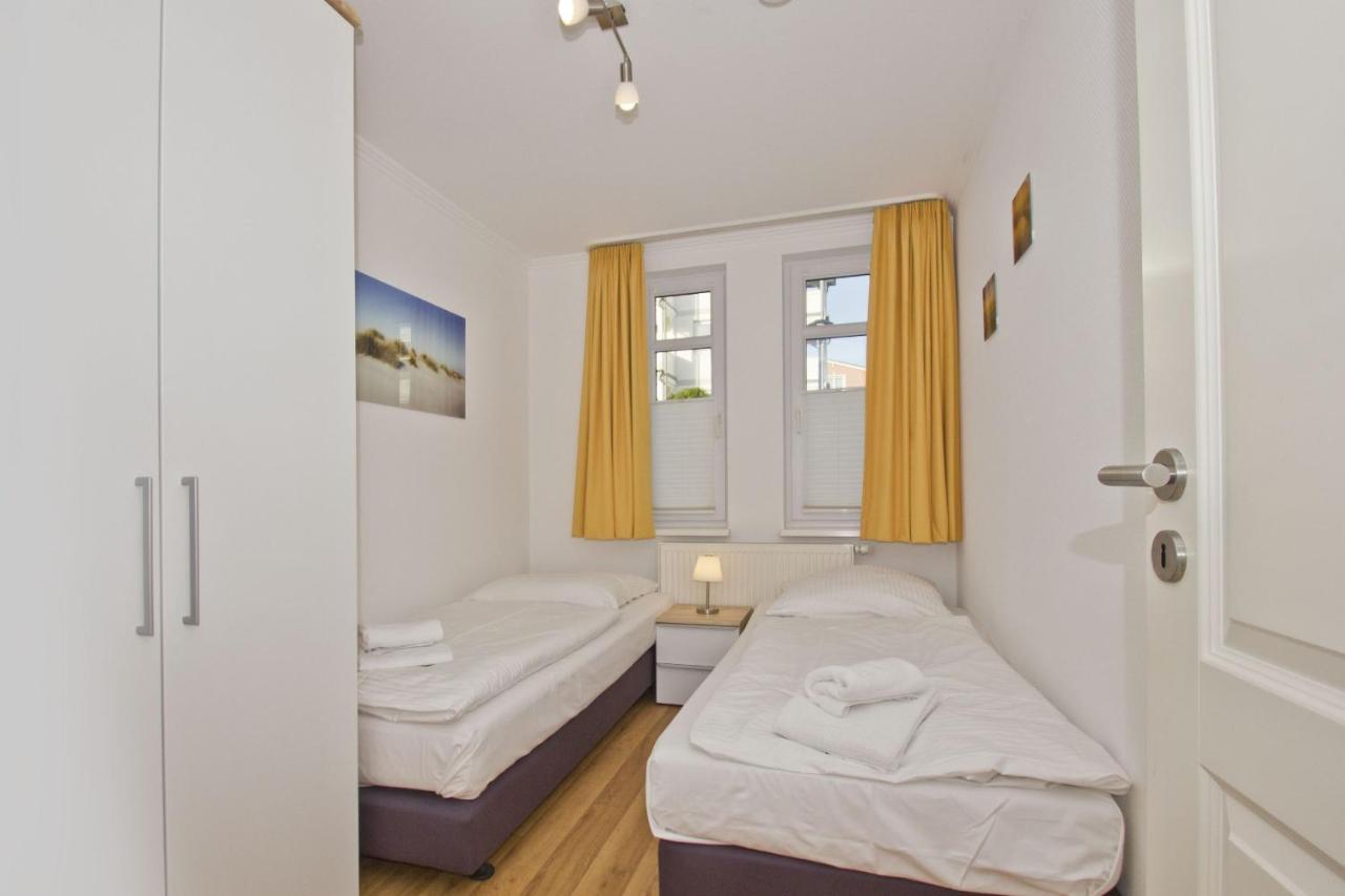 Mit Meerblick Und Balkon, Gratis Nutzung Vom Ahoi Erlebnisbad Und Sauna In Sellin - Meeresblick Fewo 33 Goehren  Buitenkant foto