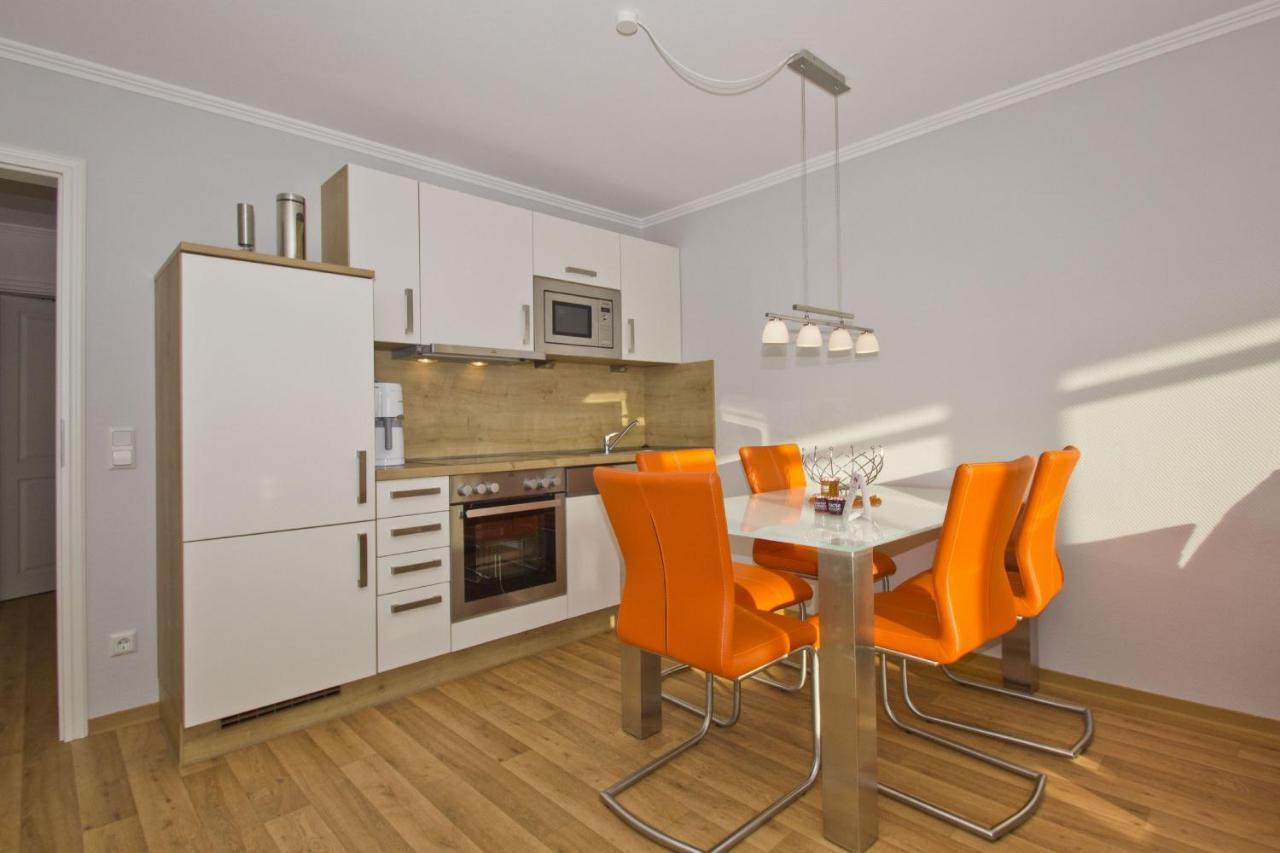 Mit Meerblick Und Balkon, Gratis Nutzung Vom Ahoi Erlebnisbad Und Sauna In Sellin - Meeresblick Fewo 33 Goehren  Buitenkant foto